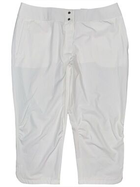 NEW Chicos Zenergy Golf Kyle Crop Capri Pants Ruched Knee White UV Size 14 / 2.5